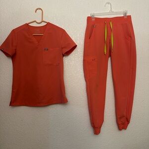 FIGS | Limited Edition Hot Coral Catarina Top & Zamora Joggers in Fair Condition